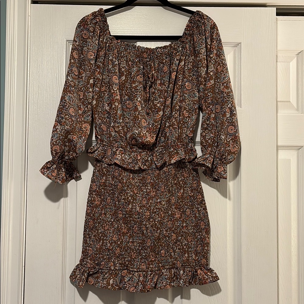 NWT 🤎Floral Smocked Dress Medium 🆕